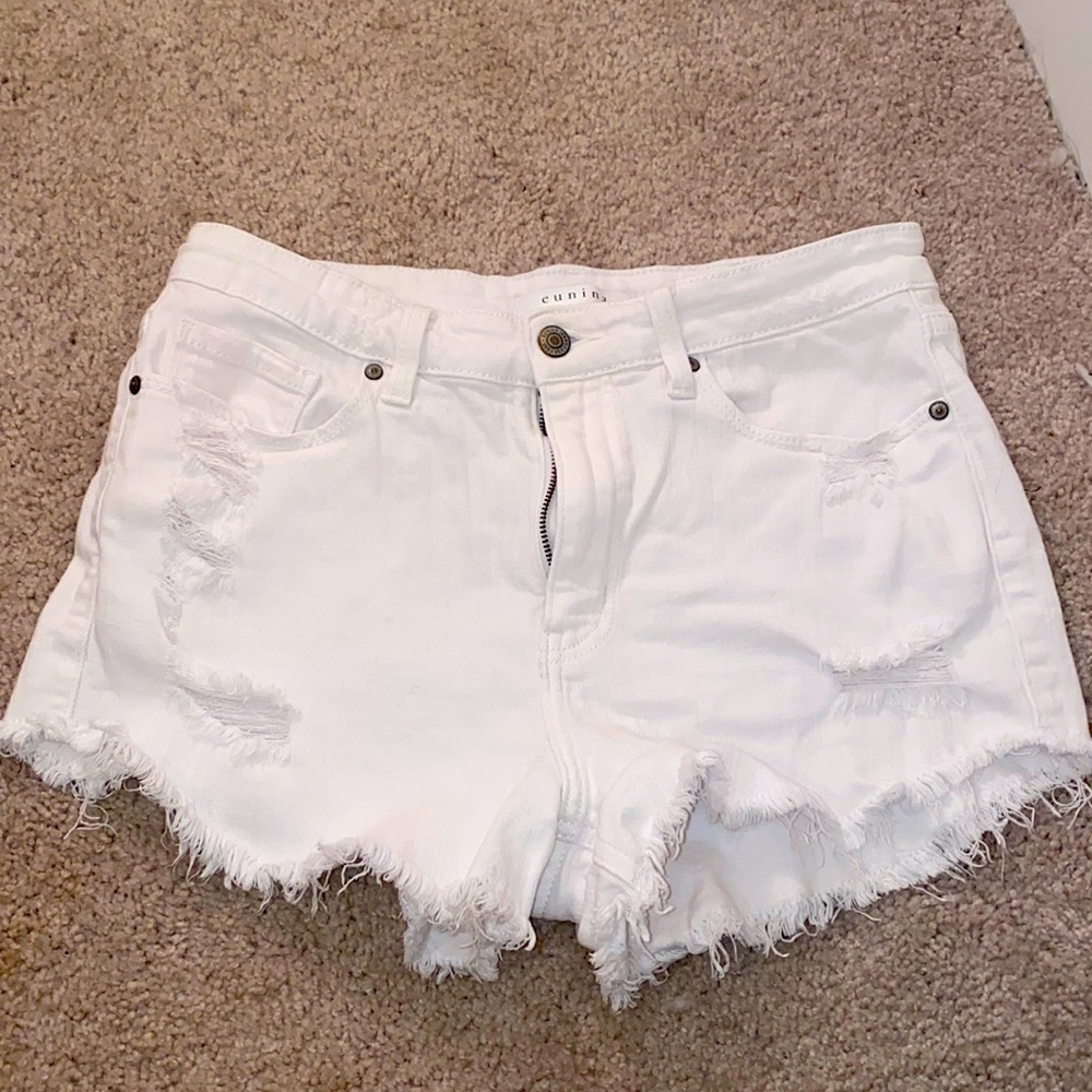 EUNINA LULU HIGH RISE CUT OFF SHORTIE WHITE